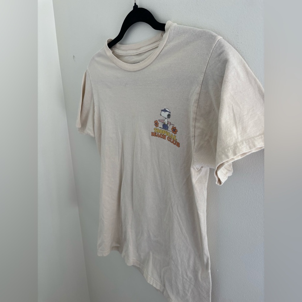 Peanuts Snoopy 100% Cotton Tropical Beach Club T-Shirt - Picture 6 of 13